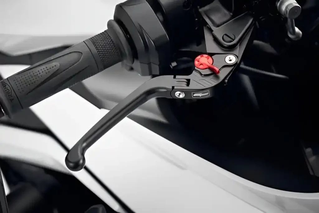 Tay Thắng - Tay Côn Evotech cho Triumph
