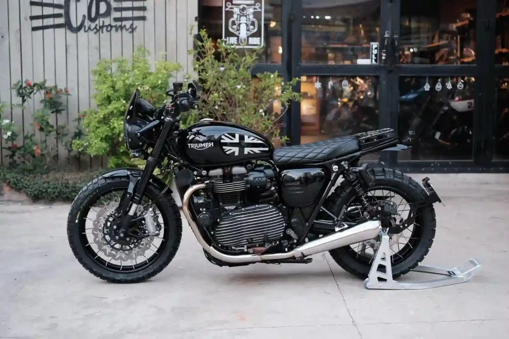 Triumph Street Twin CBC Workshop 8