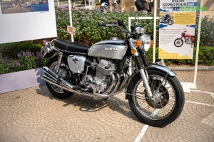 Honda cb750 four vietnam