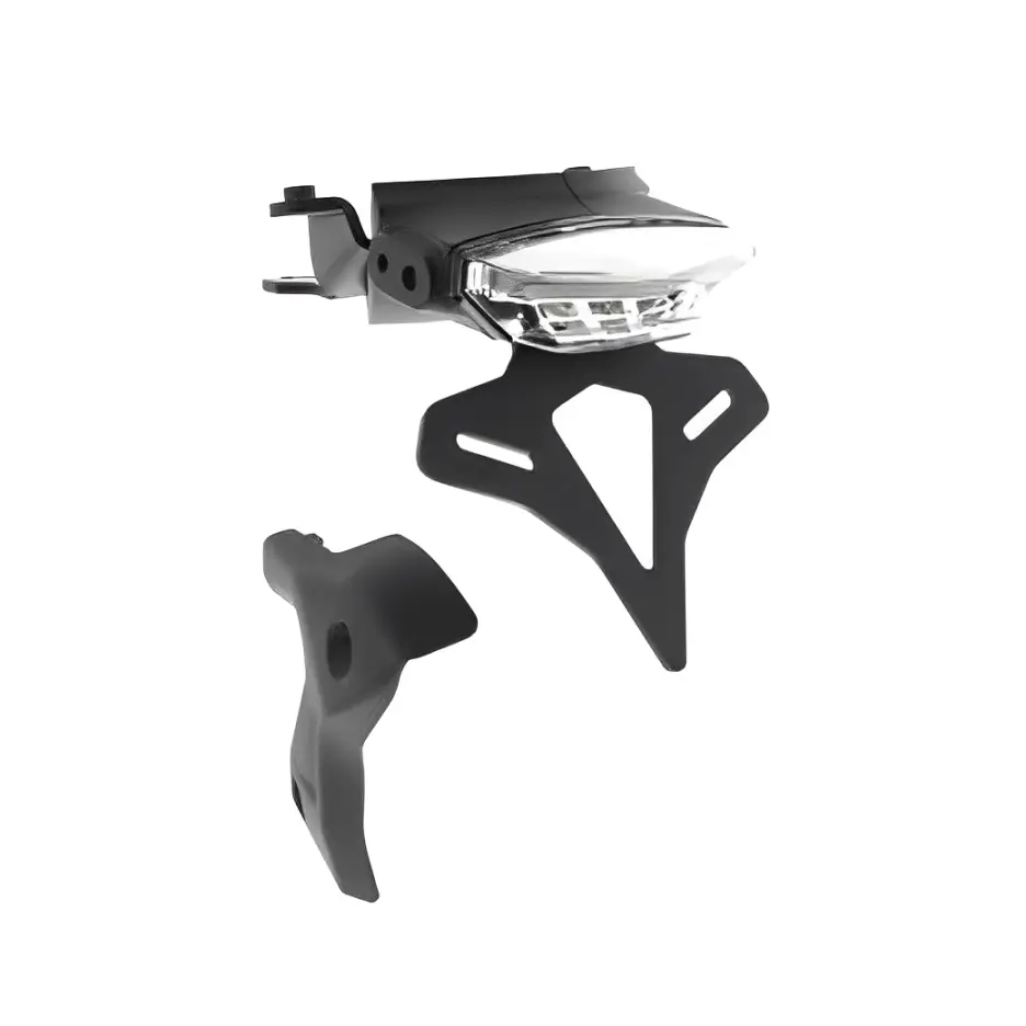 Kit Pat biển số + đèn Trident kèm che sên - Evotech (1)